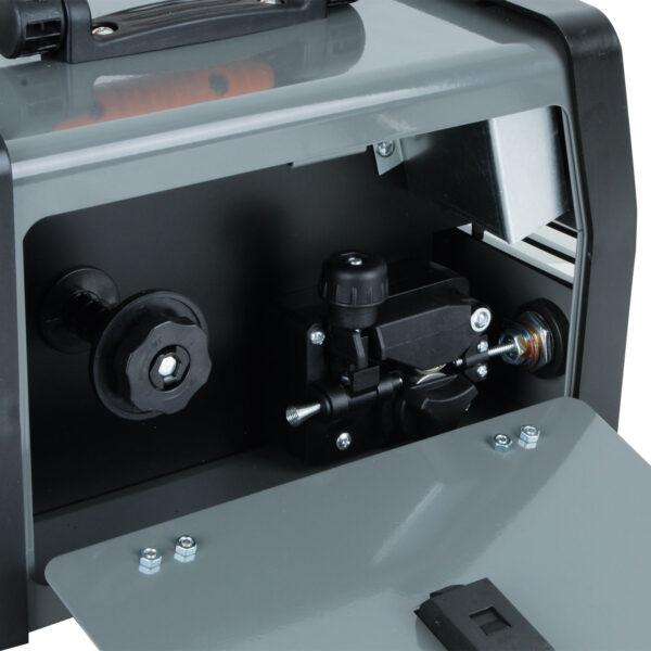 Soldadora Inverter Mig y Electrodo 140 A Gladiator Ime 6140